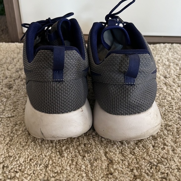 NIKE roshe Running Shoe Size 13 - Picture 3 of 8